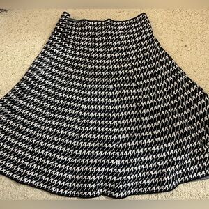 Max Studio Black and White A-Line Skirt